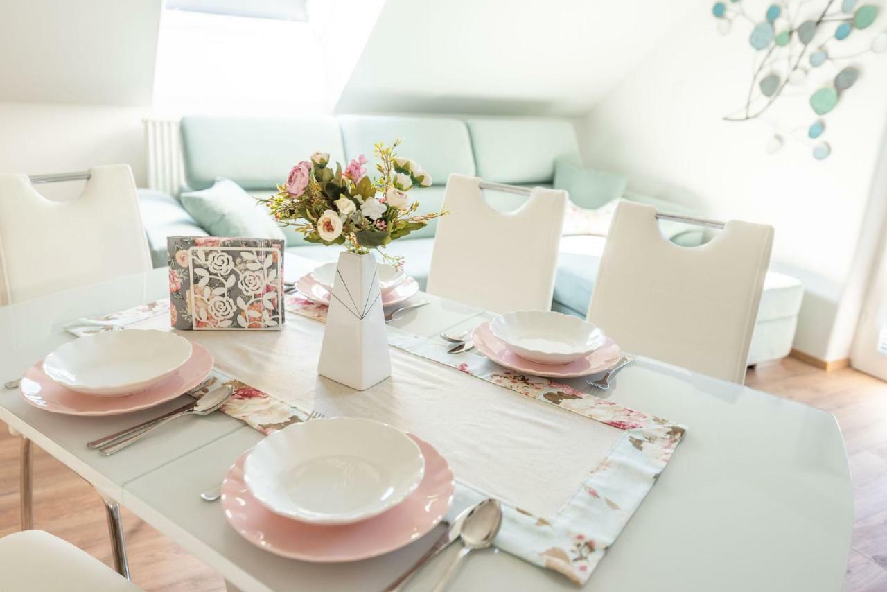 Apartmaji Urska ラーシュコ エクステリア 写真