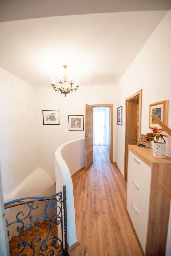 Apartmaji Urska ラーシュコ エクステリア 写真