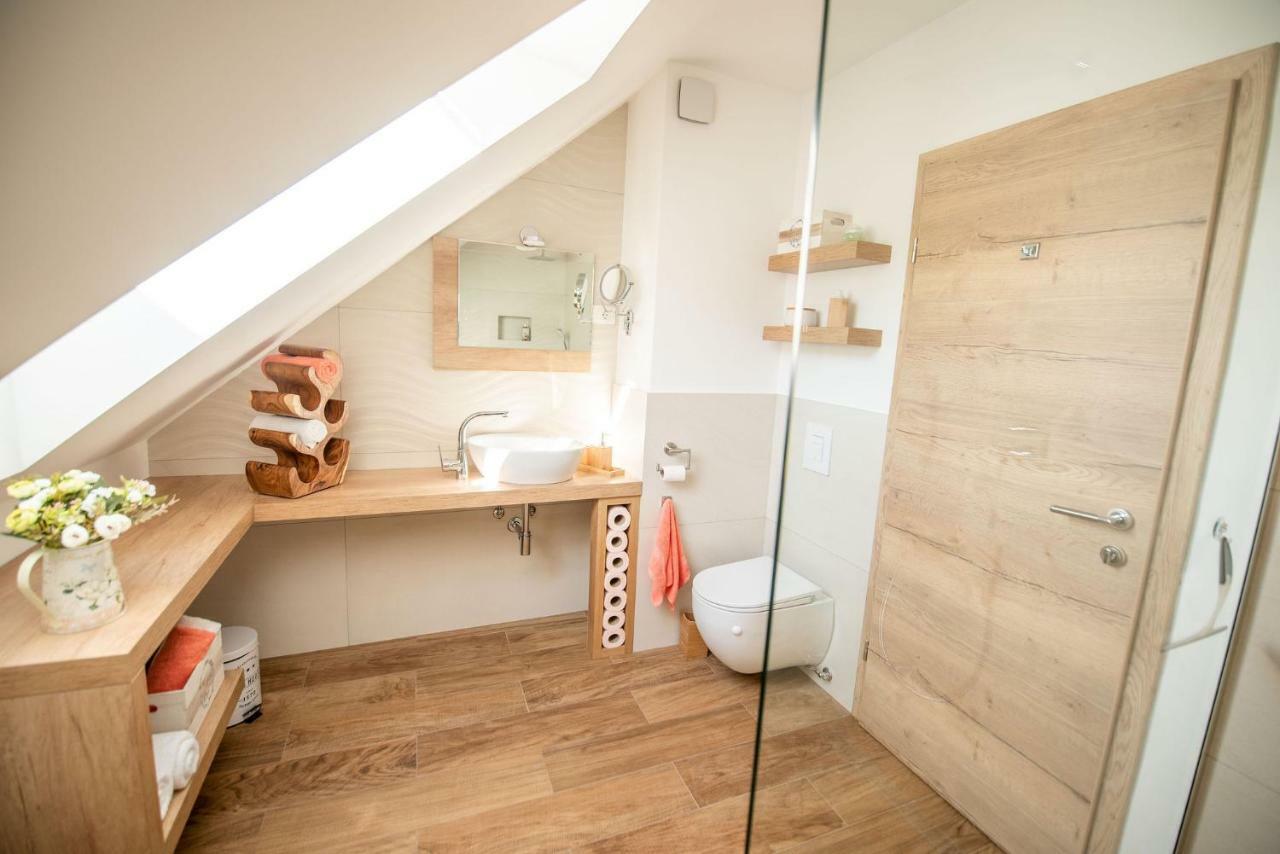 Apartmaji Urska ラーシュコ エクステリア 写真